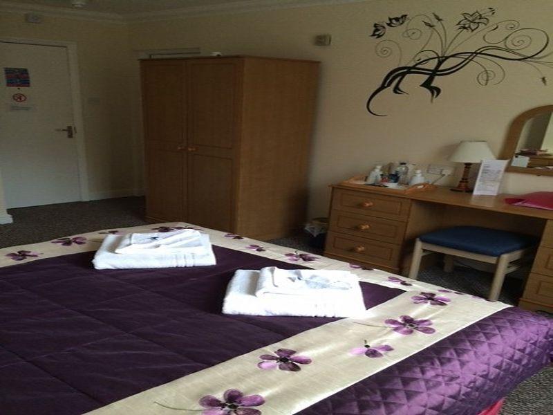 The Wensum Lodge Hotel เฟเกนแฮม ภายนอก รูปภาพ